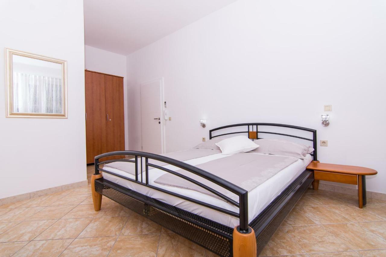 Apartmani Juric Трогір Екстер'єр фото