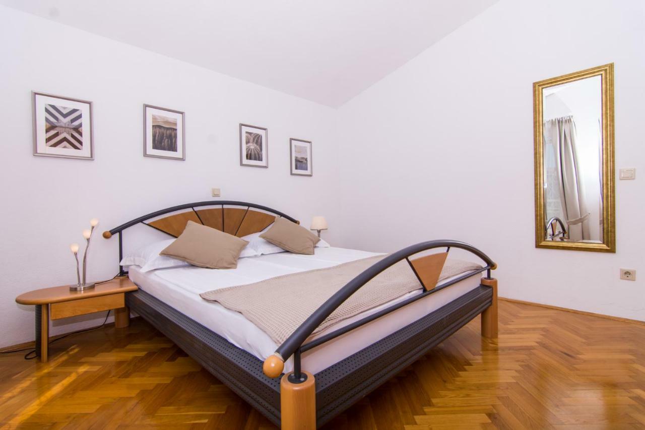 Apartmani Juric Трогір Екстер'єр фото