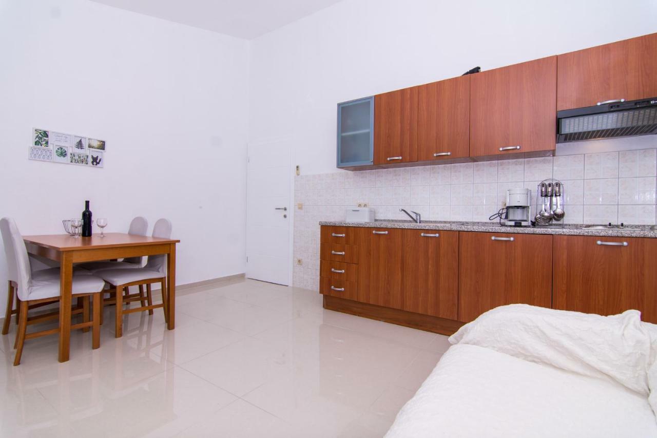 Apartmani Juric Трогір Екстер'єр фото